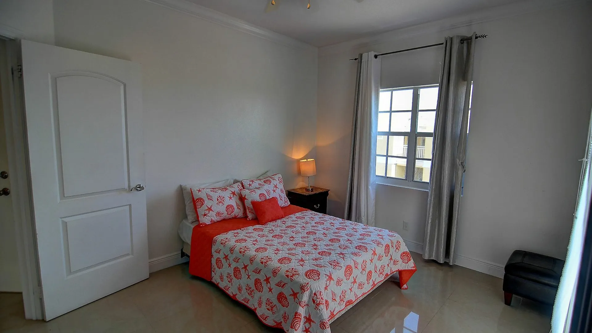 Star Self-Serviced Apartment Rentals ناسو